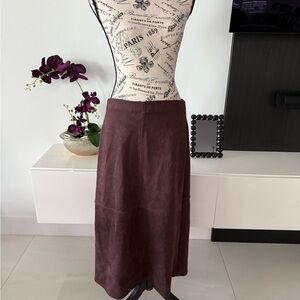 Max Studio Elegant Brown Midi Skirt